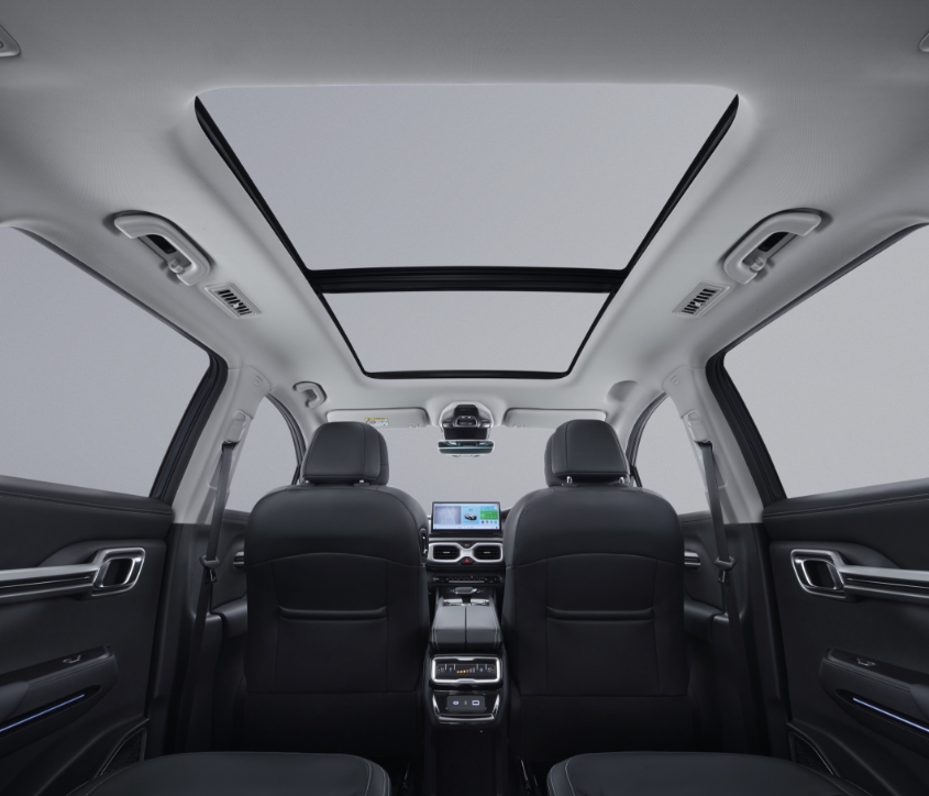 Panoramic-Sunroof-1