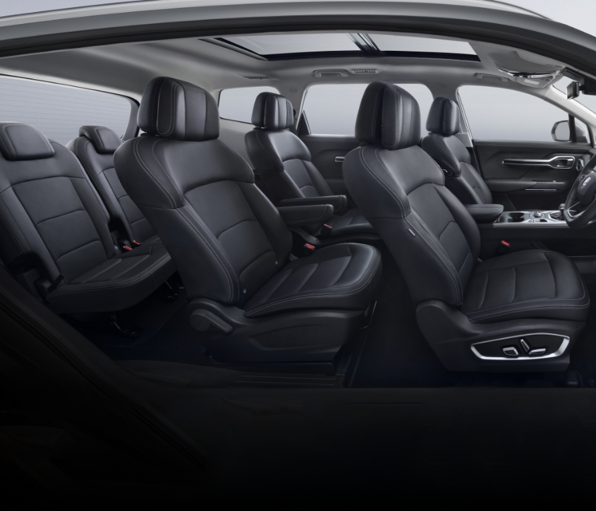 Spacious-3Row-Seating